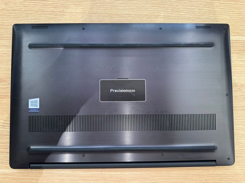 Dell Precision 5530 i7-8850H 32GB Q P1000 afbeelding 5
