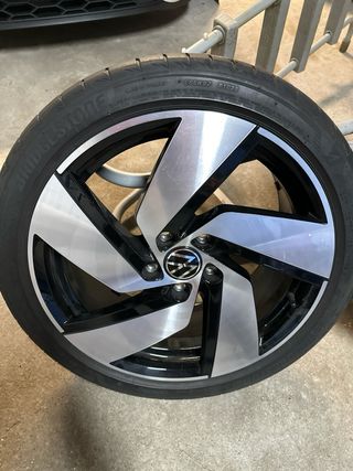 Llantas VW Golf GTI MK8 18