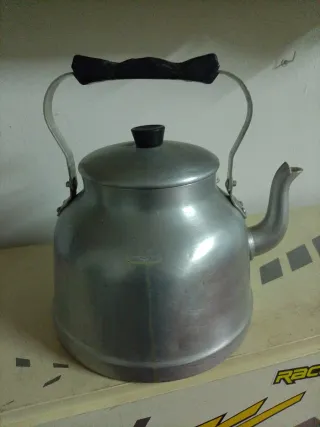 Tetera cafetera aluminio antigua nº 5