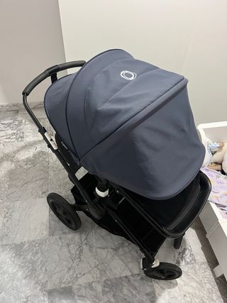 Carrito Bugaboo Fox . incluye capazo