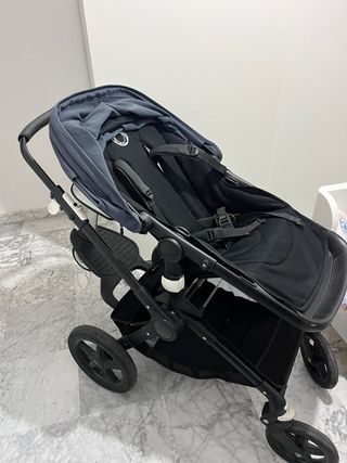 Carrito Bugaboo Fox . incluye capazo