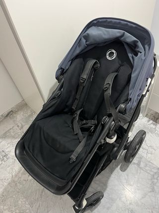 Carrito Bugaboo Fox . incluye capazo
