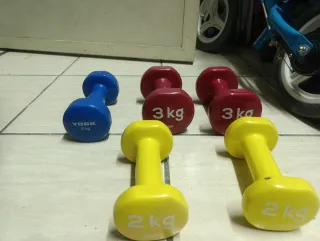 Mancuernas 2 kg y 3 kg (Juego)