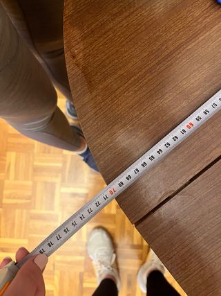 Mesa redonda extensible de madera