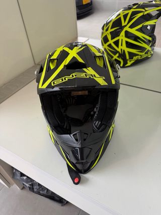 Capacete Motocross ONeal Preto e Amarelo