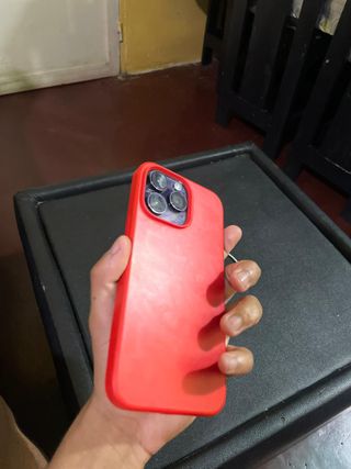 iPhone 14 Pro Max 256GB Morado + 3 Fundas