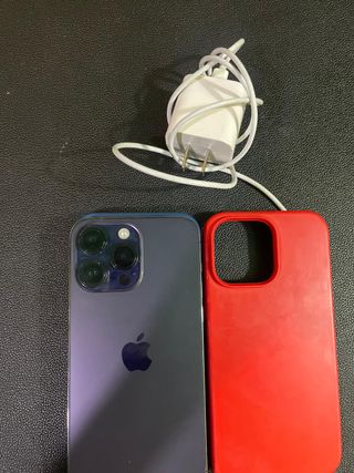 iPhone 14 Pro Max 256GB Morado + 3 Fundas