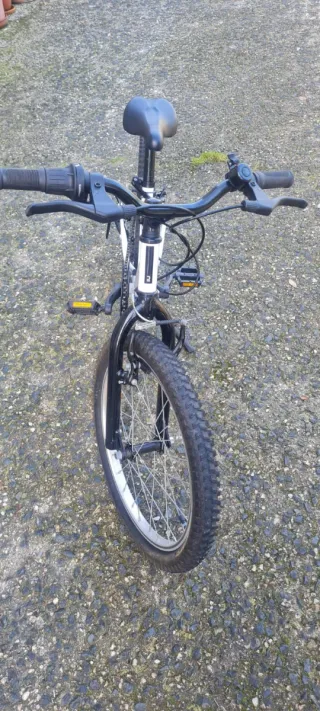 Bicicleta Rockrider ST 120 20" (6 a 9 años)