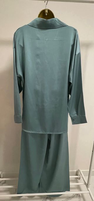 Conjunto verde cetim