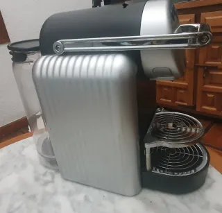 Cafetera Nespresso Zenius Profesional...