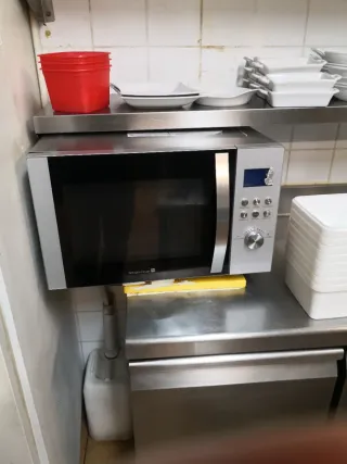 Microondas Tarrington plateado