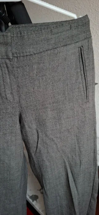 Pantalón Massimo Dutti gris