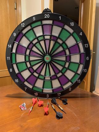 Diana de dardos con punta de plástico