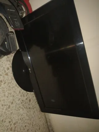 Televisión LG Negra