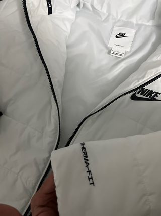 Chaqueta Larga Nike Therma-Fit Blanca