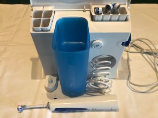 Oral-B Oxyjet Irrigador Braun PRO2000 (Estación)