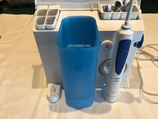 Oral-B Oxyjet Irrigador Braun PRO2000 (Estación)