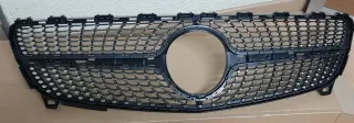 Parrilla Delantera Mercedes Clase A W176