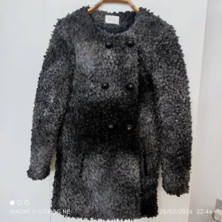 Abrigo mujer Hongo gris talla . Con un 40% de lana