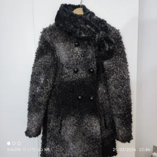 Abrigo mujer Hongo gris talla . Con un 40% de lana