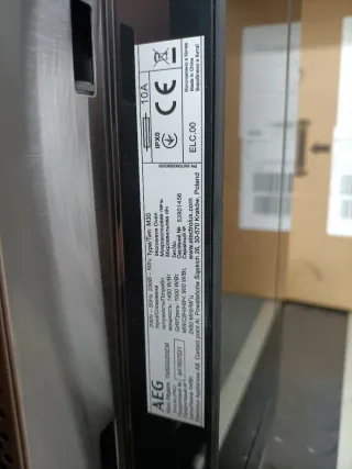 Microondas AEG insertable con grill