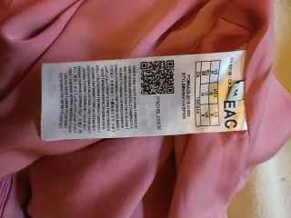 Mono Guess floral de verano.