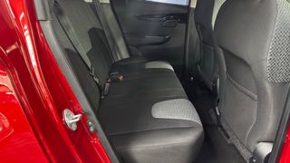 Mahindra KUV100 2018