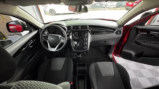 Mahindra KUV100 2018