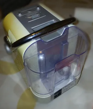 Cafetera Saeco Amarilla