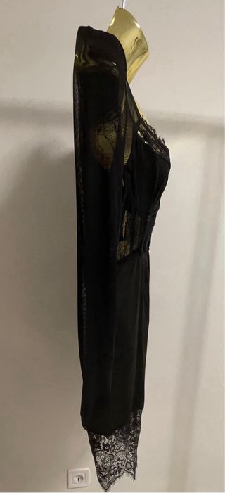 Macacão lingerie preto com renda