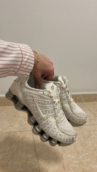 Nike Shox TL Plata y Beige