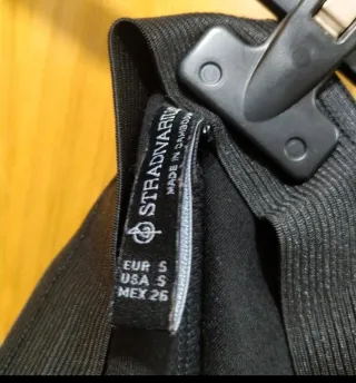 Minifalda Stradivarius Negra T- S