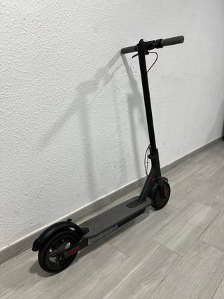 Patinete Eléctrico Xiaomi Mi Scooter 365