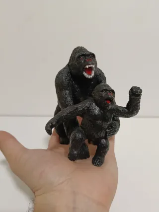 Lote figuras monos gorila orangután