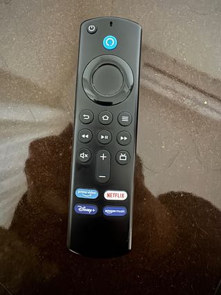 Mando Amazon Fire TV Stick con Alexa