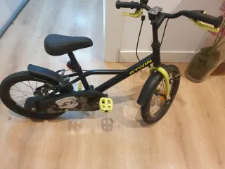 Bicicleta BTWIN infantil amarilla y negra