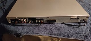 Lector DVD Airis y Yukai