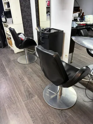 2 Lavacabezas y 5 Sillas Peluquería