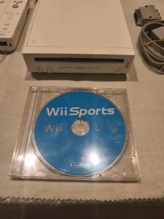 Consola Nintendo Wii + Wii Sports