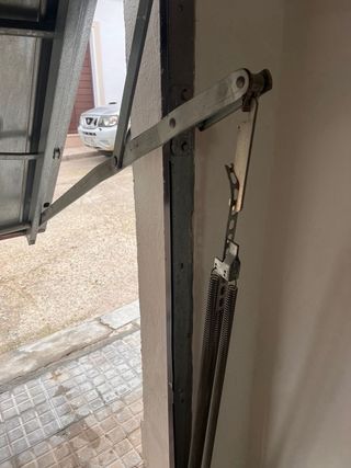 Puerta de Garaje Marrón