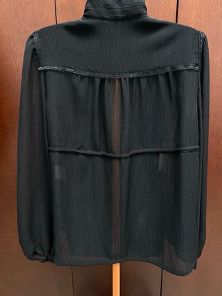 Blusa polyester bordada