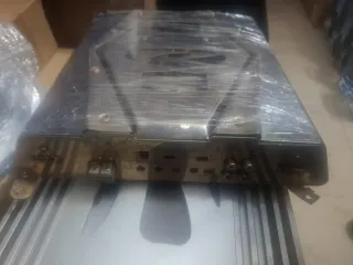 Amplificador Boss Coche