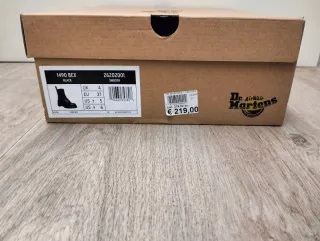 Dr. Martens n.37 Nero usati una sola volta