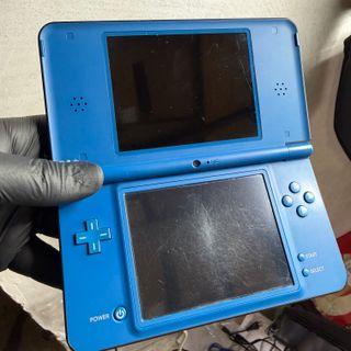 Nintendo DSi XL Blu