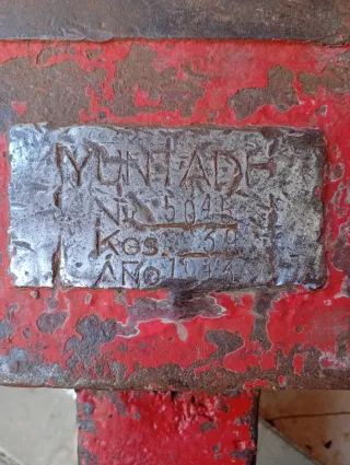 Yunque antiguo YUNTADE 5045 Kgs 39 Año 1943