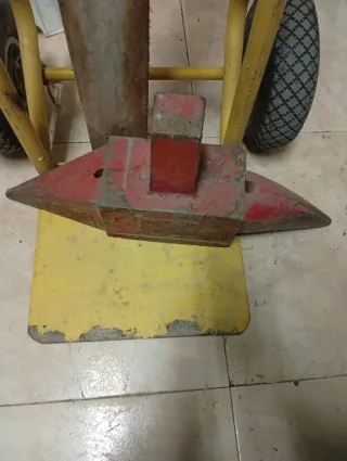 Yunque antiguo YUNTADE 5045 Kgs 39 Año 1943