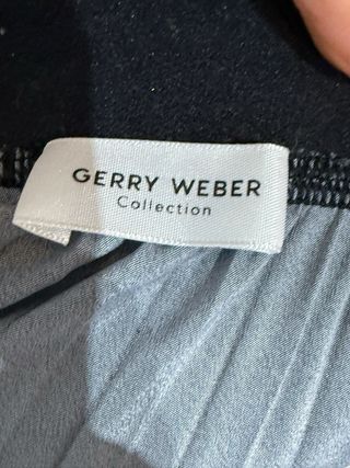 Falda plisada Gerry Weber talla 40