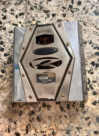 Amplificador Boss Coche