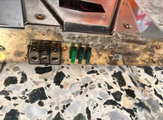 Amplificador Boss Coche