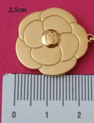 Colgantes Chanel Camelia Dorada y Cometa